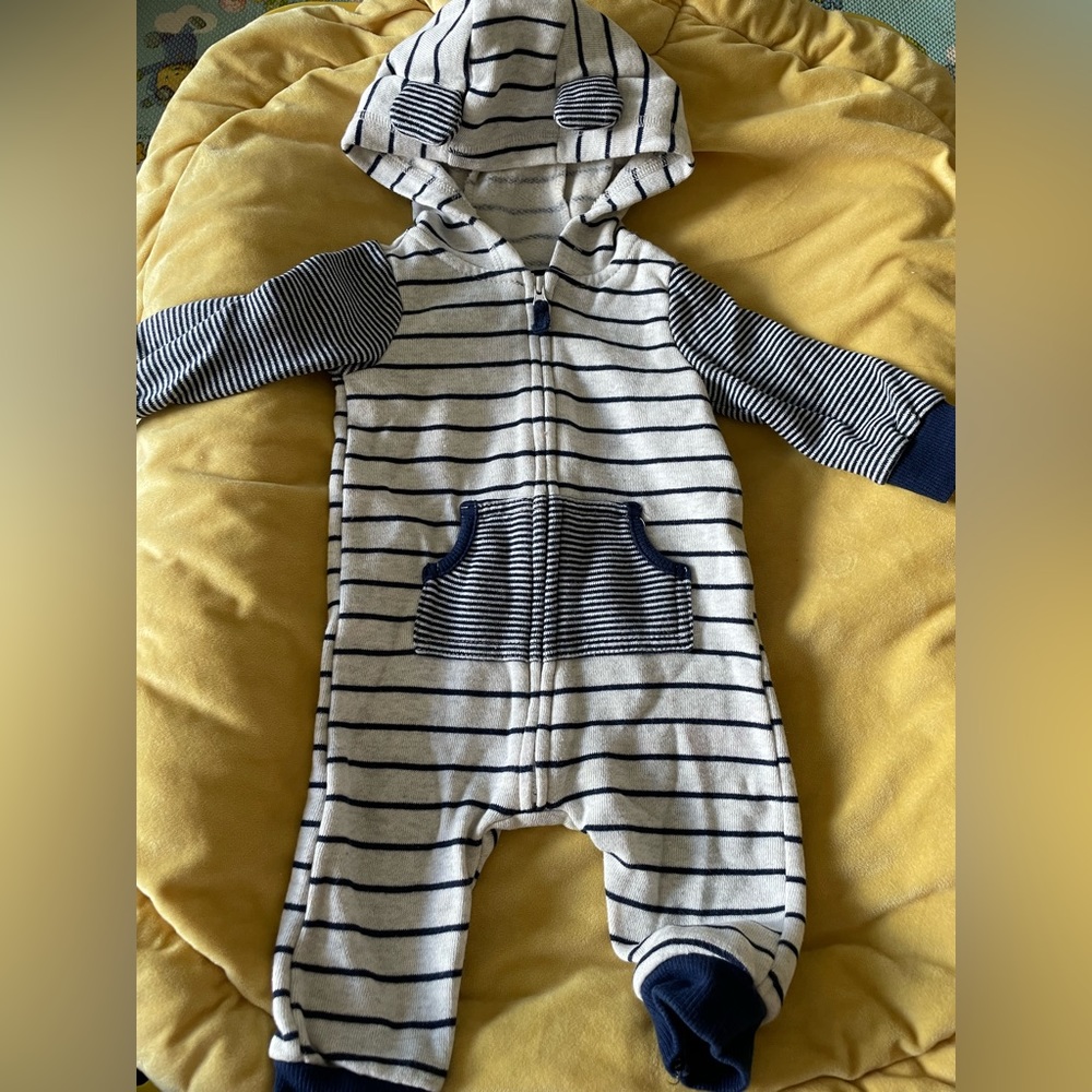 Warm baby bodysuit